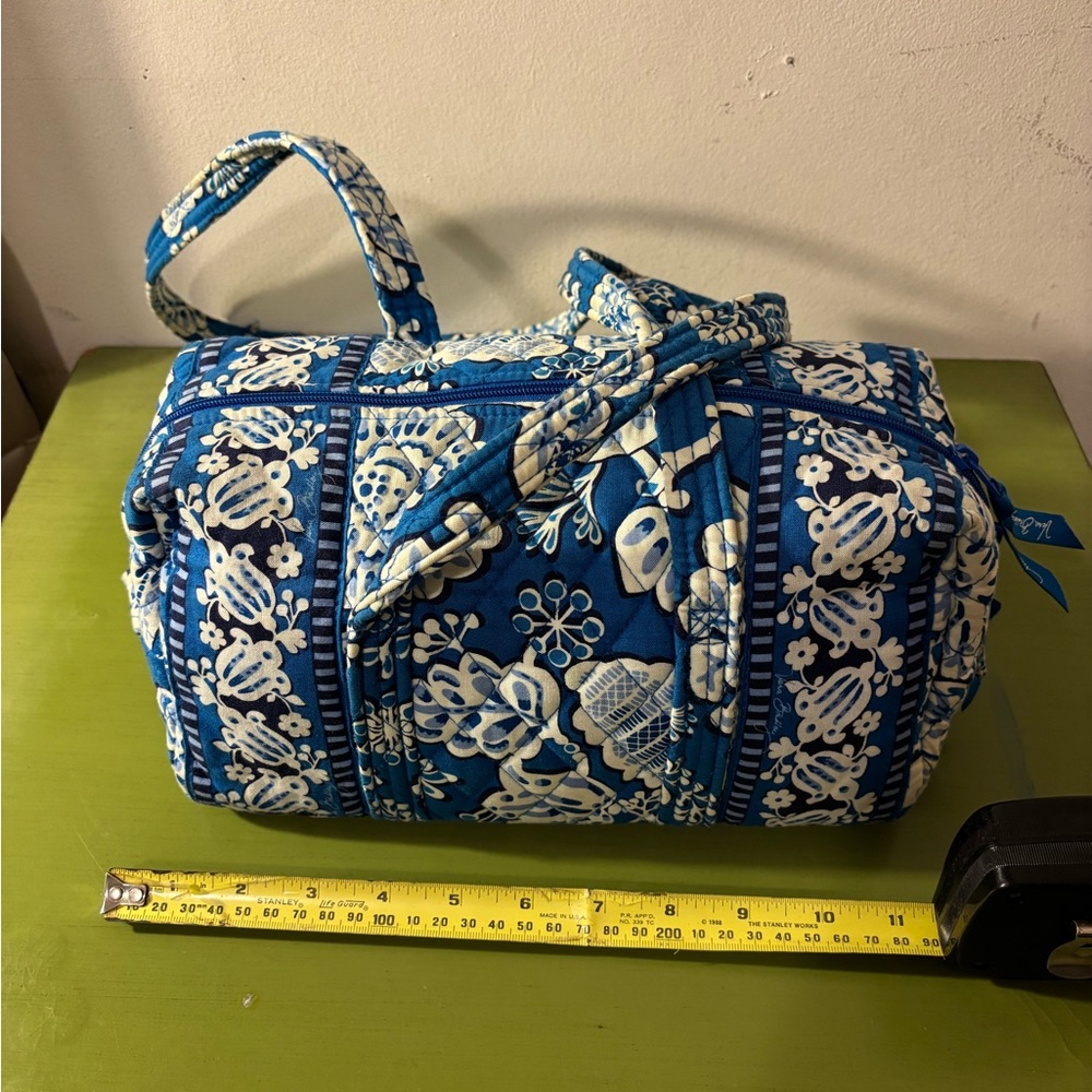Vera Bradley 100 bag